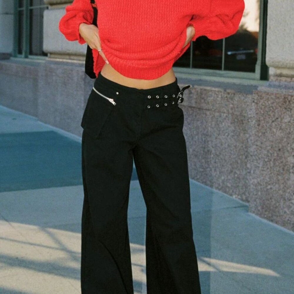 Wide Leg Jeans with Pockets - Picture 7 of 8